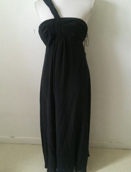 Robe Longue noir en soie neuve