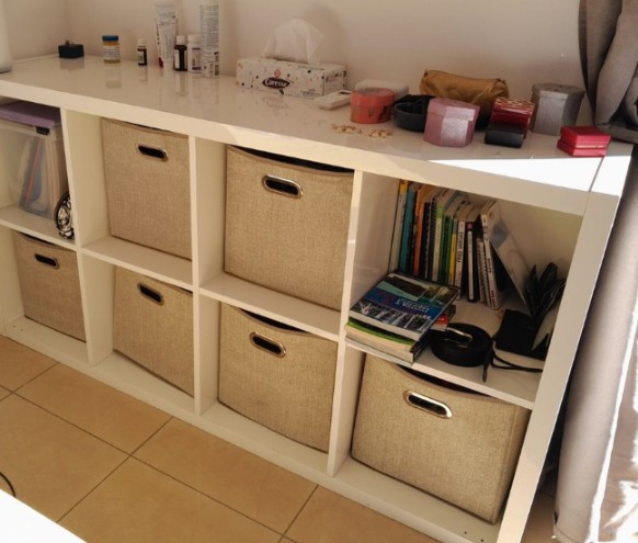 Meuble etagere avec casiers / paniers