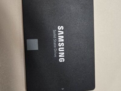 Disque dur SSD 250go