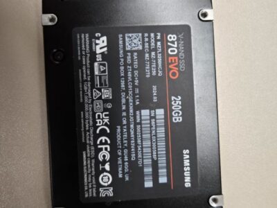 Disque dur SSD 250go