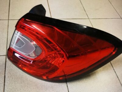 Feu arrière droit de Renault Captur de 2013