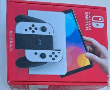 Nintendo Switch + 2 jeux Mario
