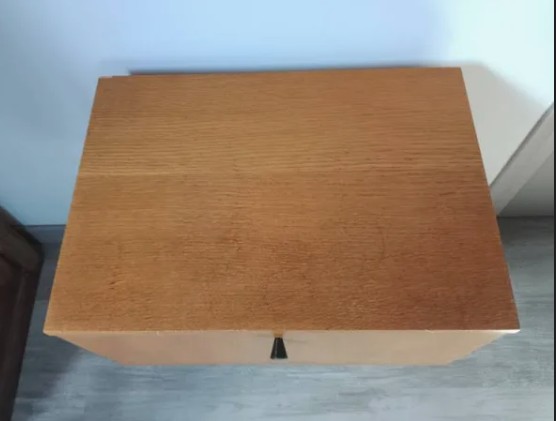 Table de chevet
