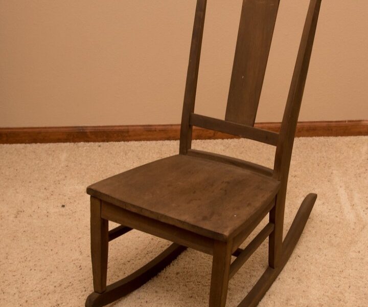 Chaise en bois