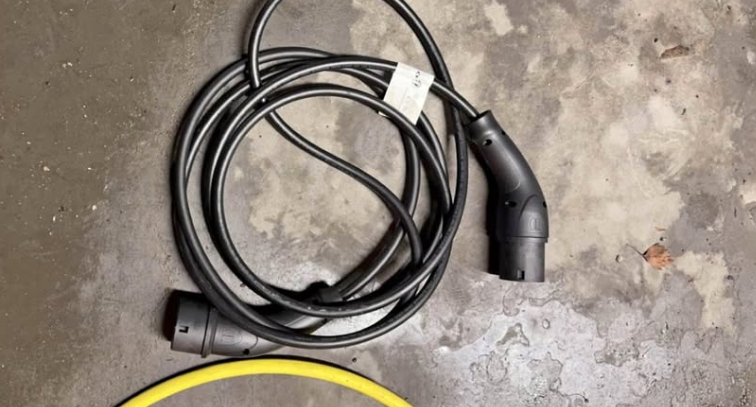 cable d'alimentation