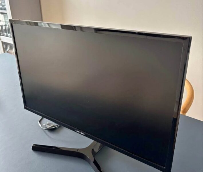 ecran samsung 24 pouces