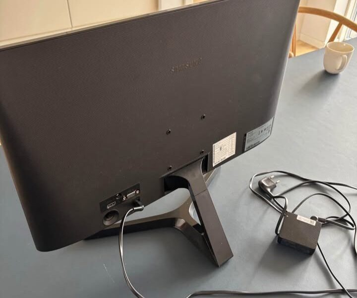 ecran samsung 24 pouces