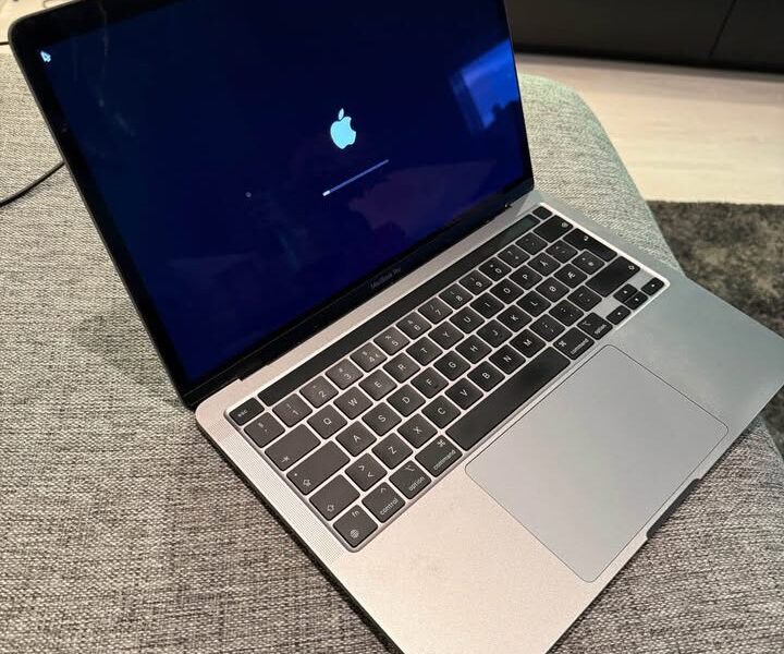 MacBook Pro 13' M1