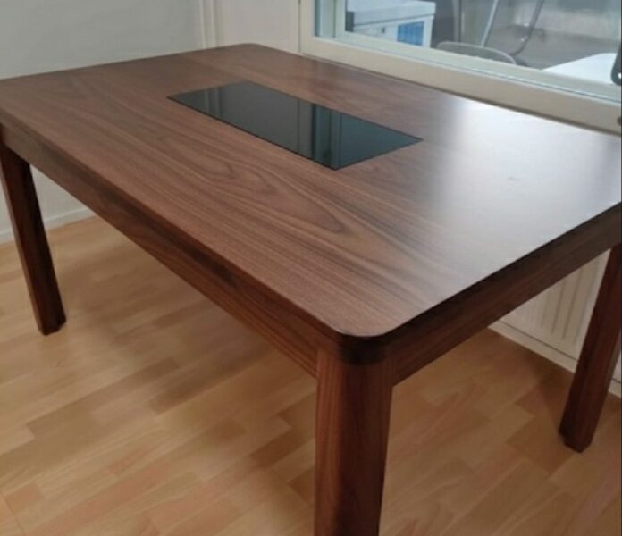 table salon