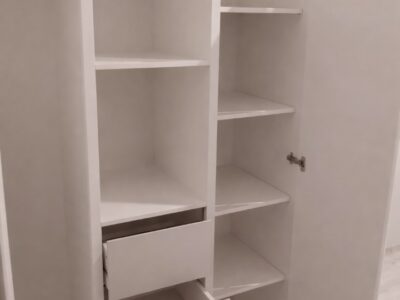 armoire trois porte