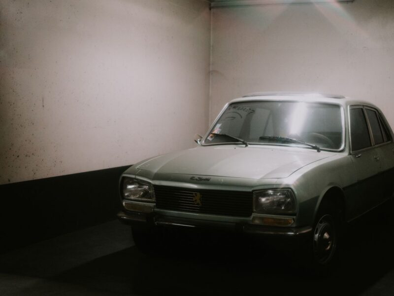 Peugeot 504