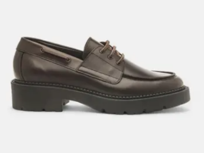 mocassin