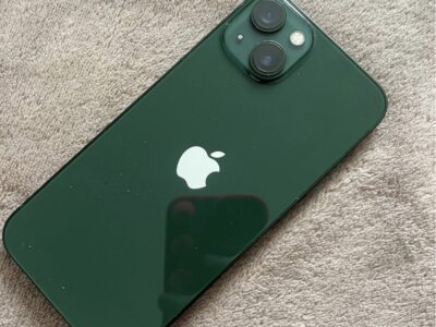 iPhone 13